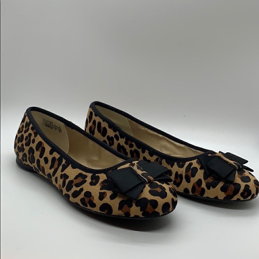 Lands’ End leopard Flats with bow - Picture 3 of 8